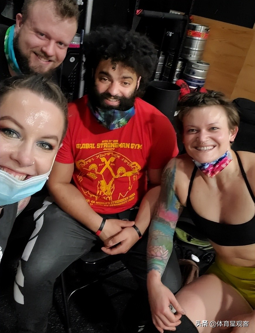 “美国最强壮女人”圣诞前夕自杀，躲得了车祸，却躲不了男友PUA