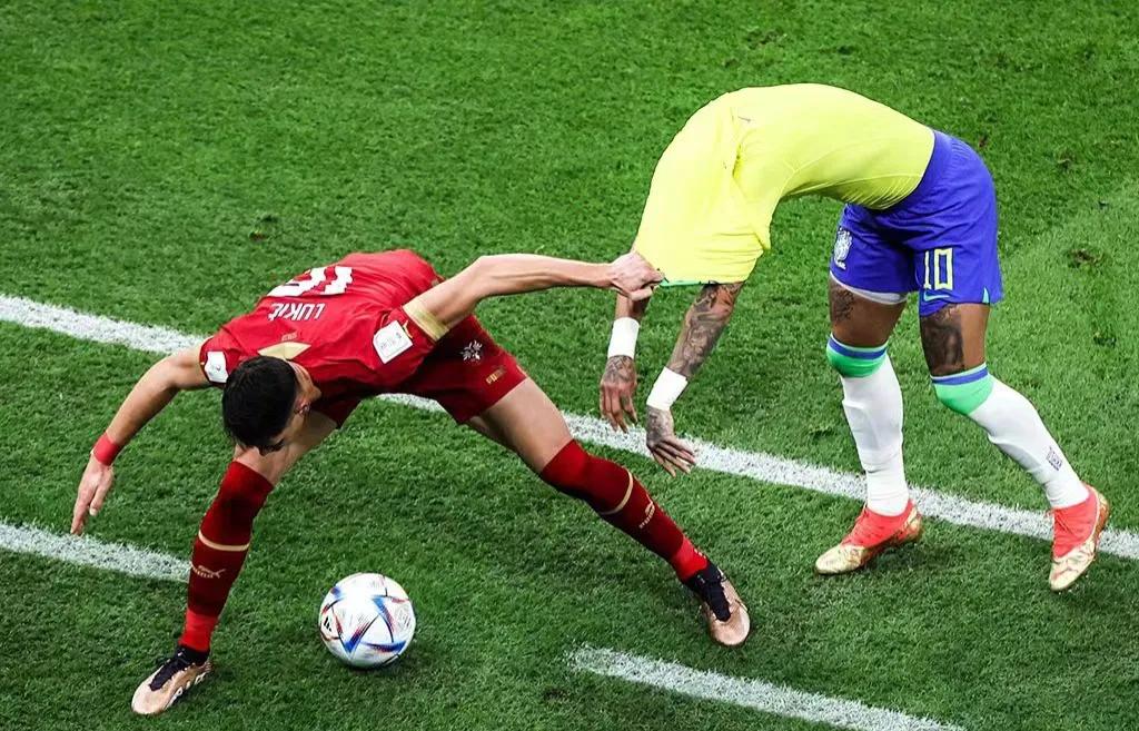 内马尔的绯闻女友,巴西球星内马尔绯闻