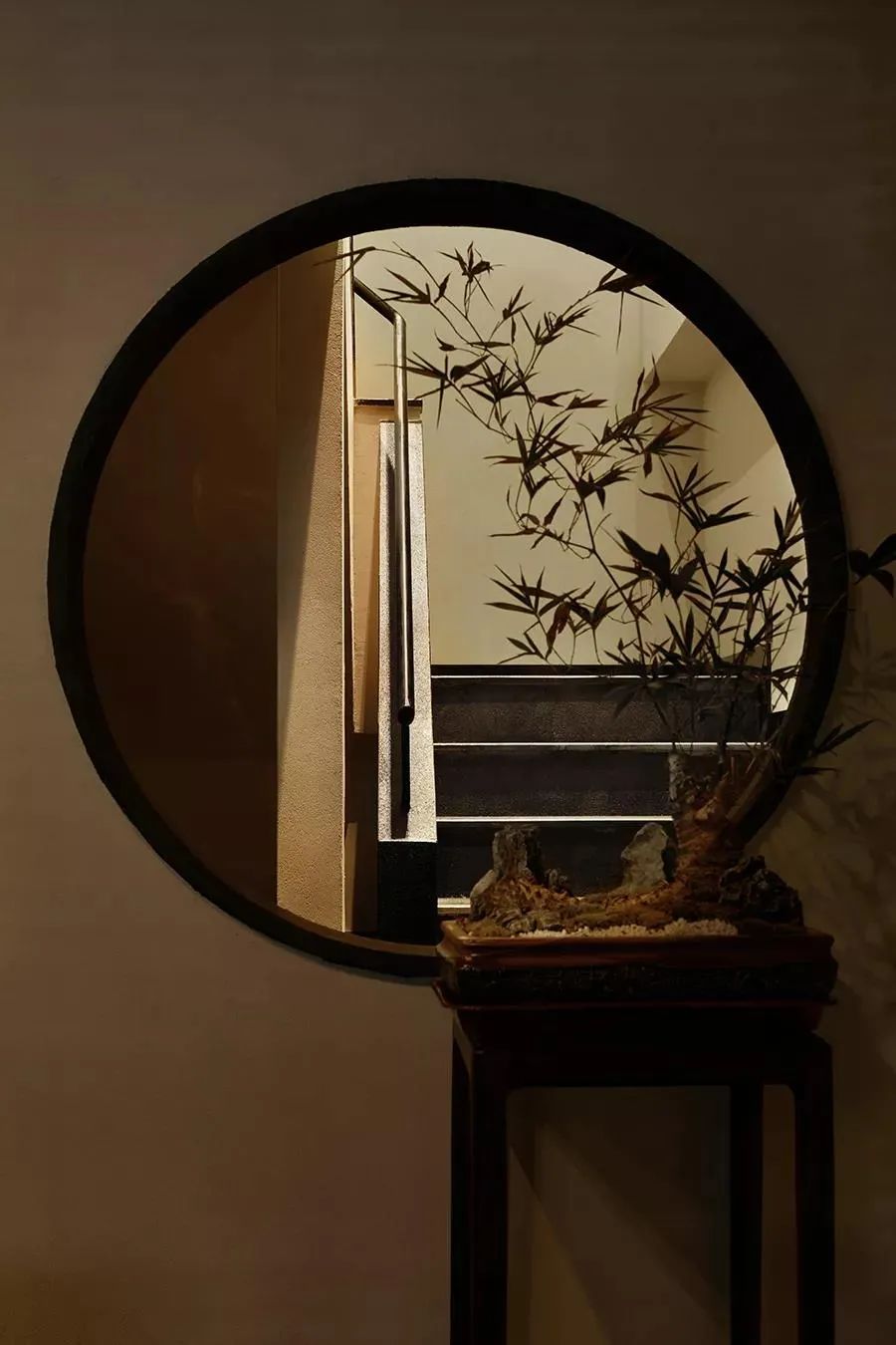 江南风园林中式餐厅设计方案,餐饮空间设计现代新中式