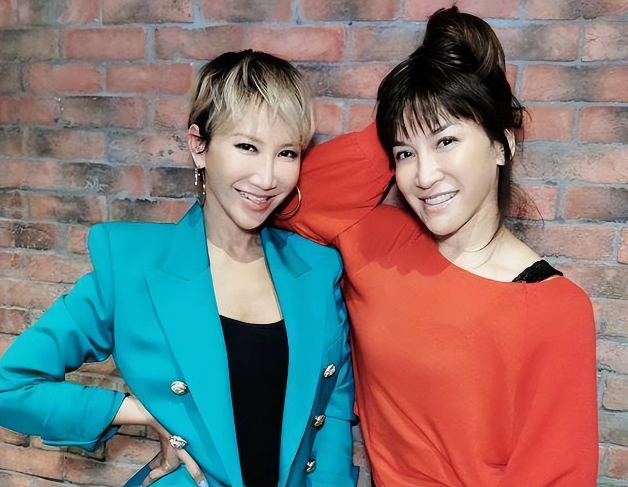 CoCo鏉庣師涓嶅垢杞荤敓鍘讳笘,coco鏉庣師杞荤敓绂讳笘