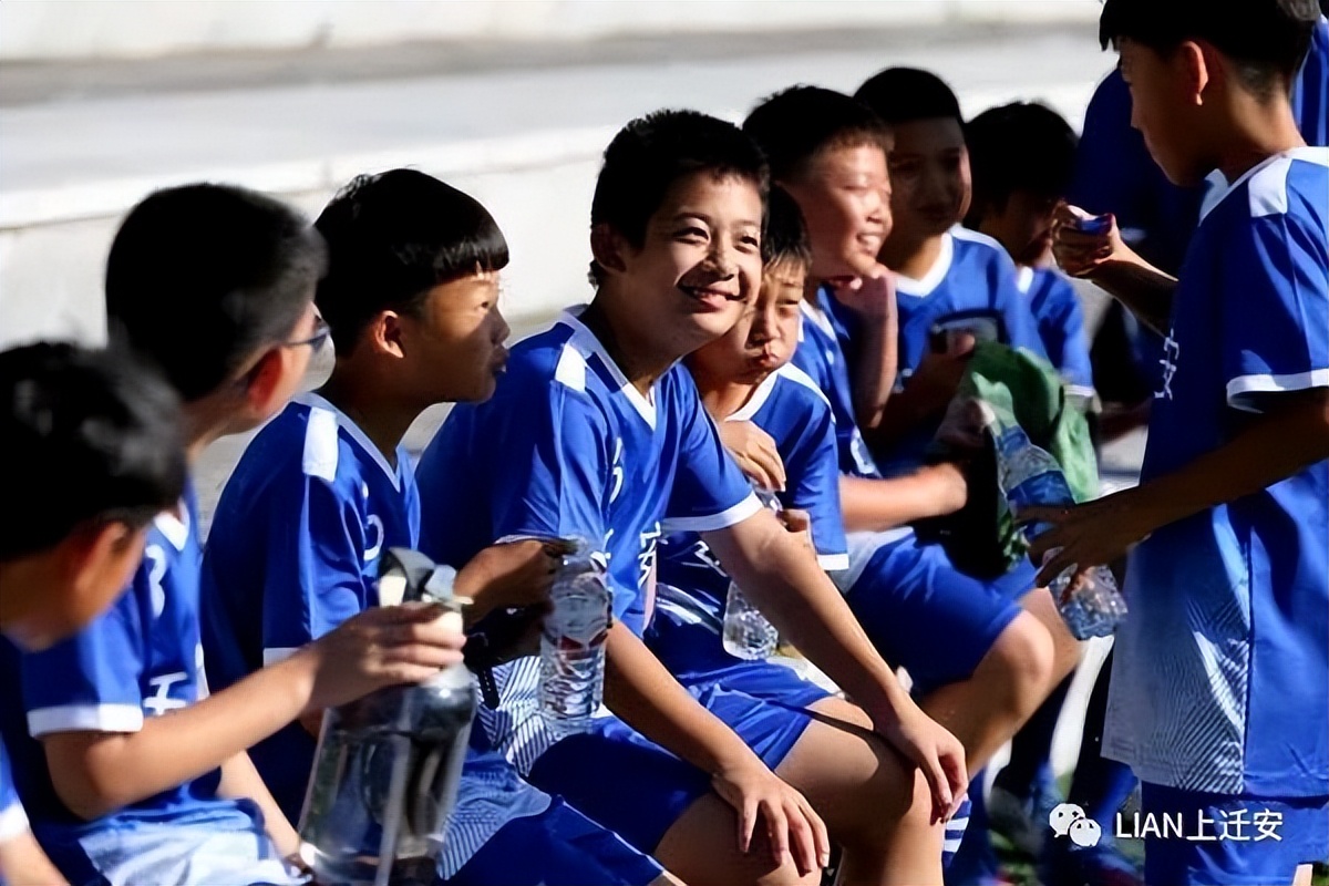 【LIAN上迁安】人民日报、新华社镜头下的水城足球少年！