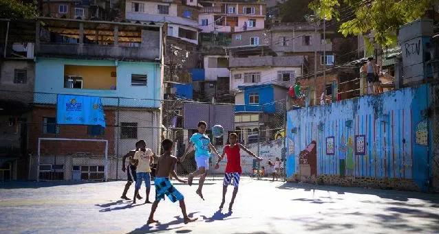 就是带走十个李铁，也解决不了中国足球现有的问题