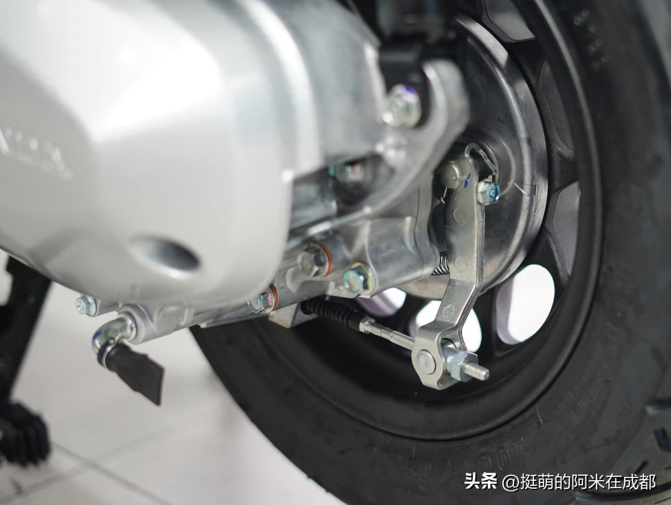 本田lead125踏板改装abs,本田水冷lead125怎么没有abs