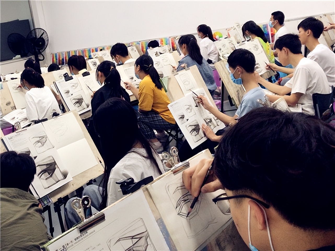 闀挎槬鏌忚景鑹烘湳涓鎷涚敓鏉′欢,2019瑗垮畞鑹烘湳瀹為獙涓鎷涚敓鏉′欢