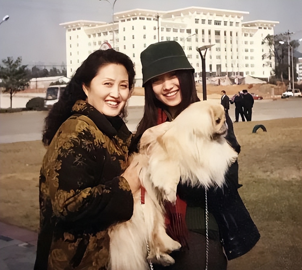 姚贝娜去世后父母现状,红颜薄命姚贝娜