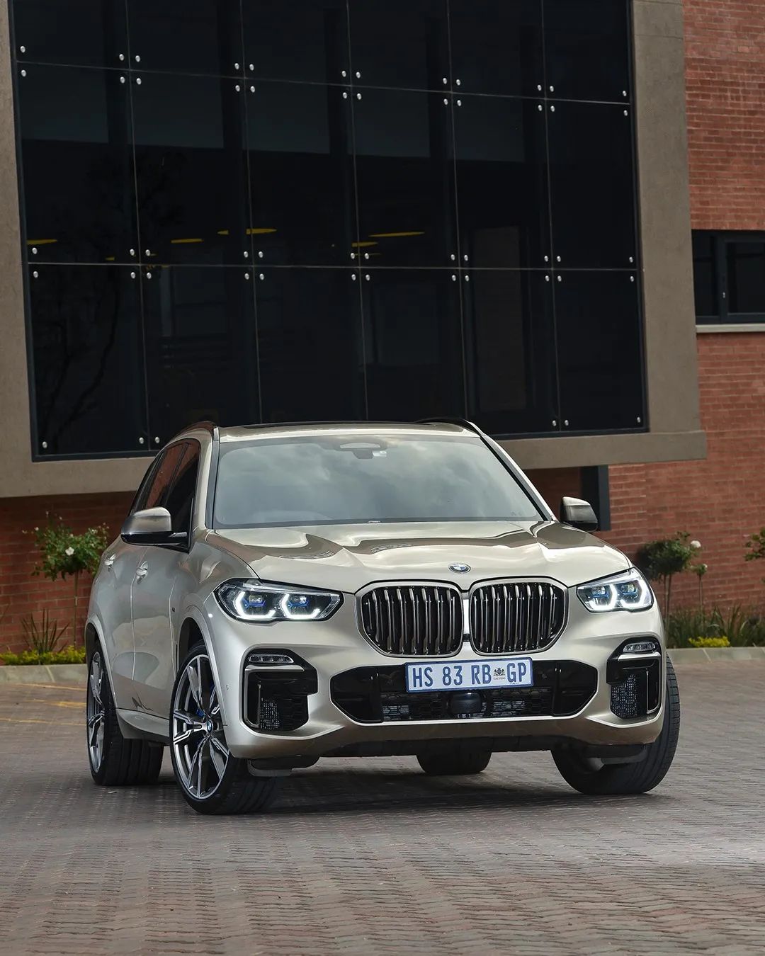 宝马油漆色号大全,宝马车漆颜色代码大全