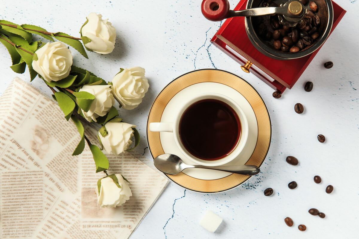 永辉股东大会关键词；名创进驻纽约时代广场；ALDI在上海已开43家