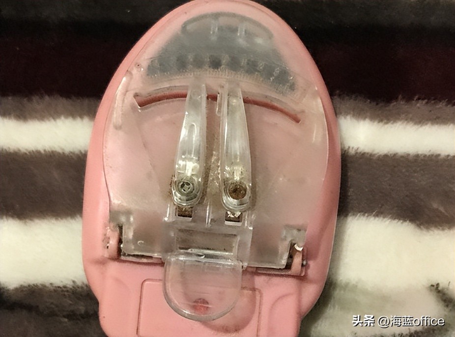 最新手机充电300w快充,120w快充哪个手机电池最大