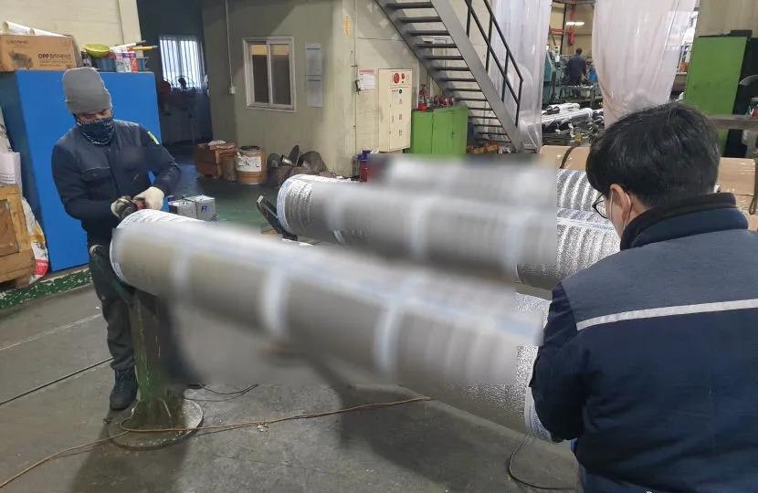 韩国旅游打工,去韩国打工好还是去澳洲打工好