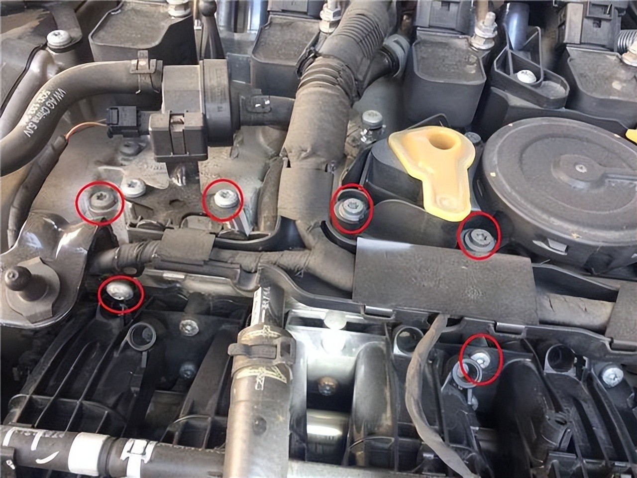 买二手车哪些零件要注意,二手车螺丝都是新的有问题吗