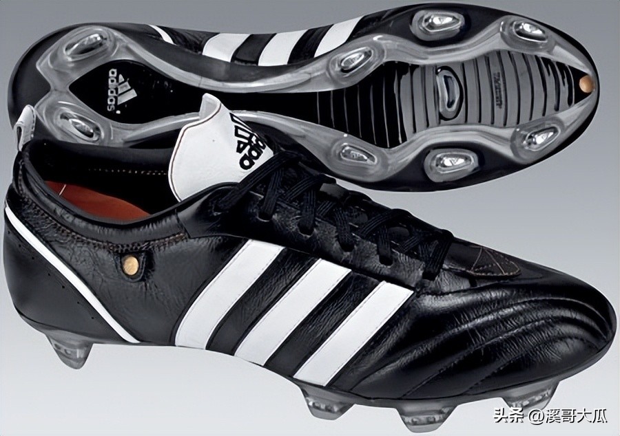 全球公认十大经典足球鞋,足球鞋新鞋拍照