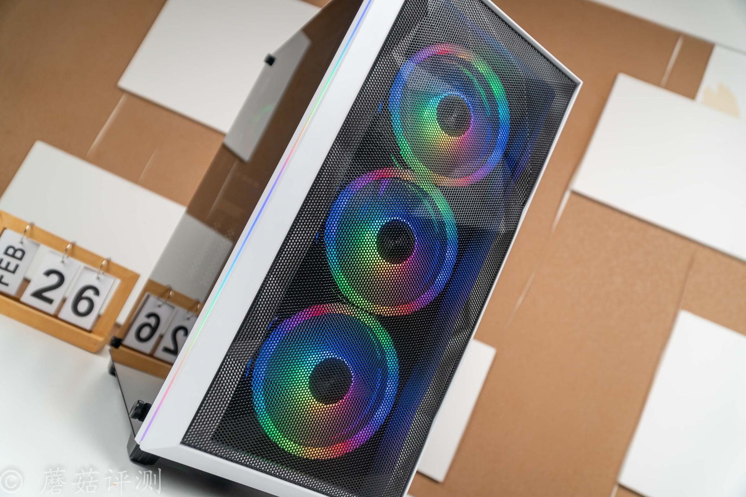 攒了好久的钱终于派上了用场,攒了很久的钱换电脑