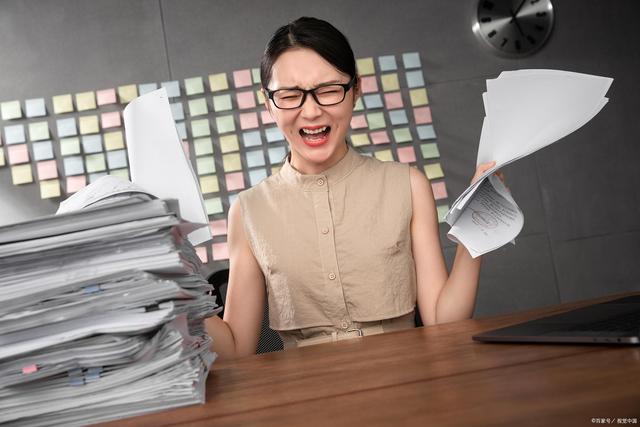 管理焦虑情绪的三个小技巧,当你出现负面情绪时你的思维模式