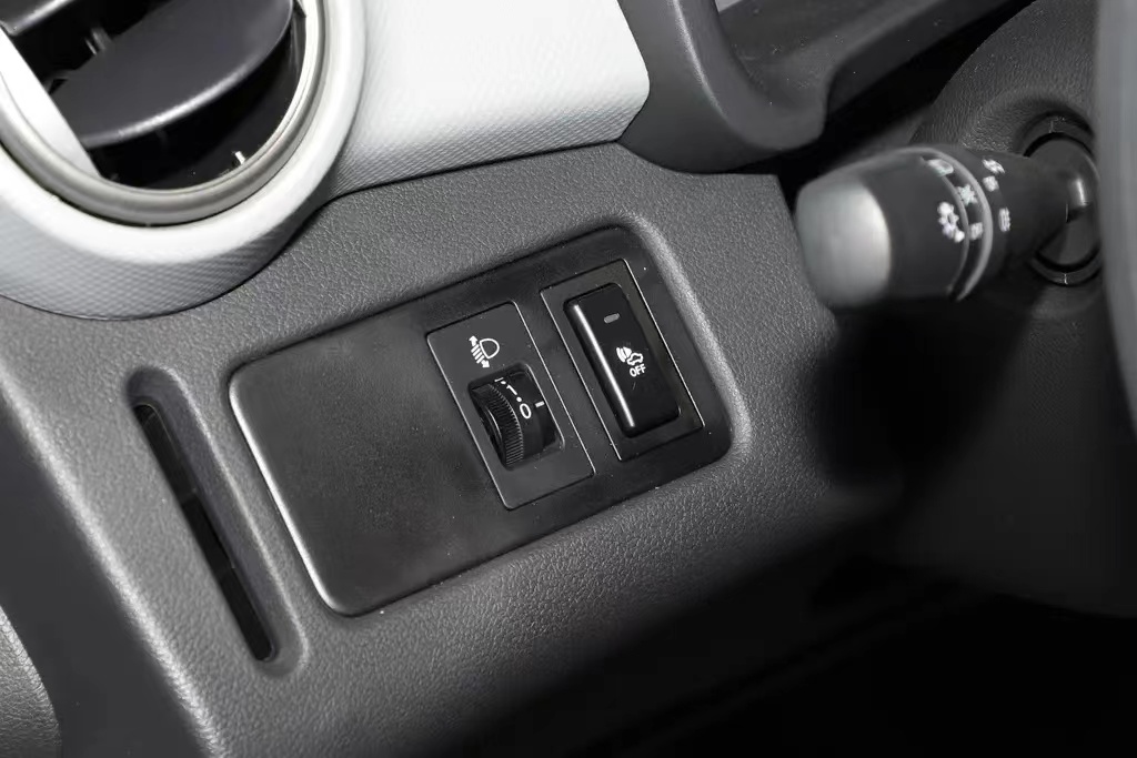 体验长安新能源奔奔e-star,奔奔新能源汽车驾驶感受