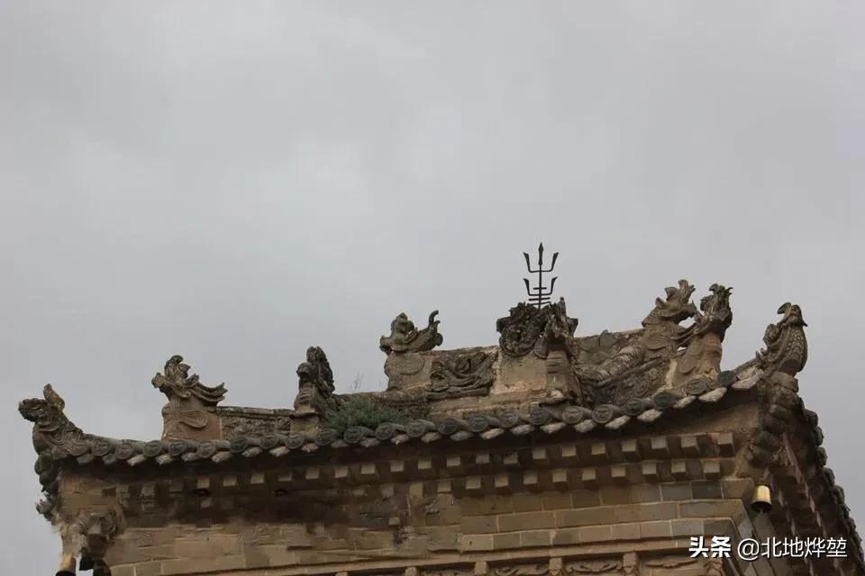 古建筑之美之徽派老砖雕,砖雕屋脊明清老式