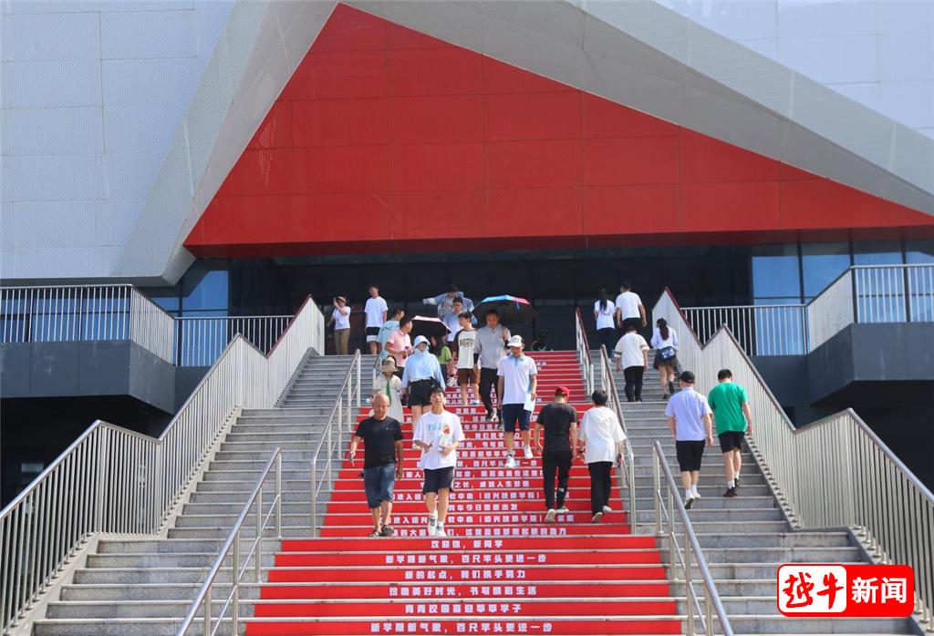 新生报到诸暨职教中心,柯桥职业教育中心新生报到