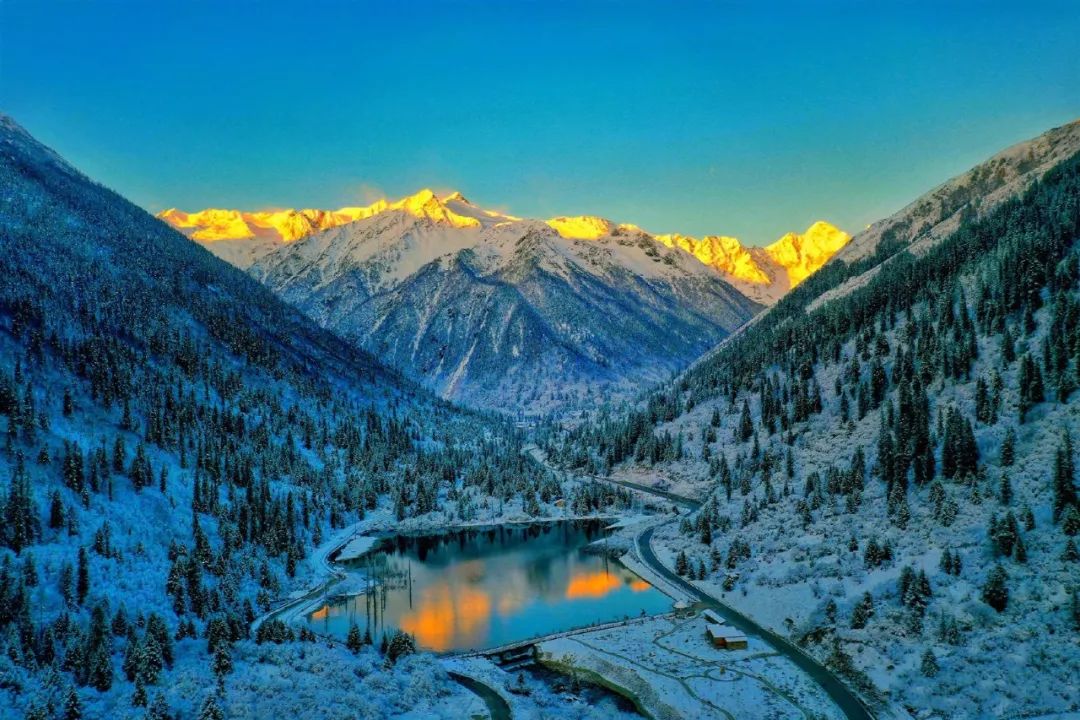 川西阿坝旅游详细攻略地图,川西阿坝旅游攻略三天