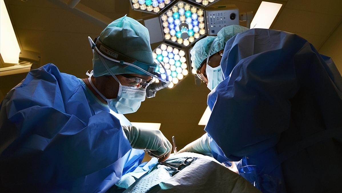 热射病是传染病吗,热射病是一种危及生命的病对吗