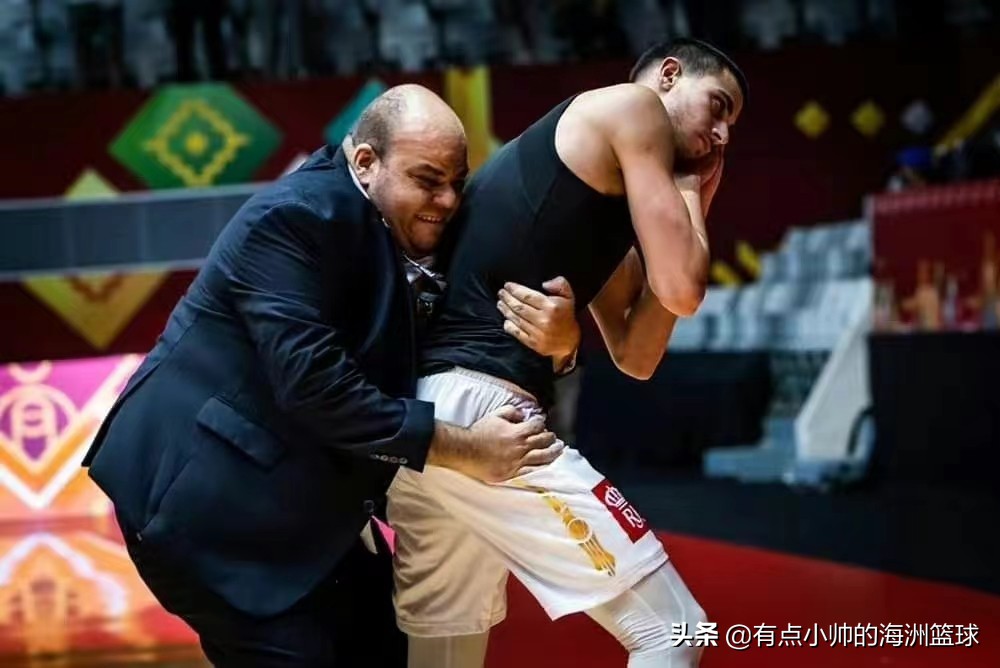 库里影响力大,库里晚安庆祝动作是哪个赛季