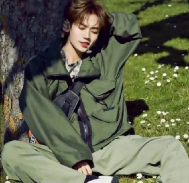 朋友圈自拍文案搞笑,朋友圈自拍文案伤感