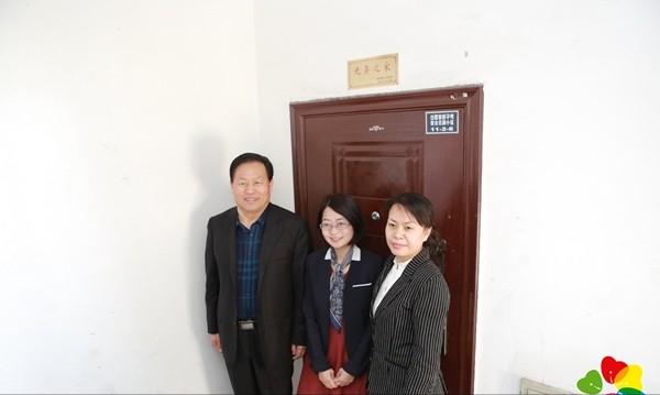 声临其境董卿到场全员起立,董卿出场众人起立