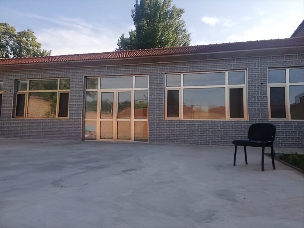 夏日农村院子遮阳隔热,农村屋顶夏天太阳晒得太热怎么办