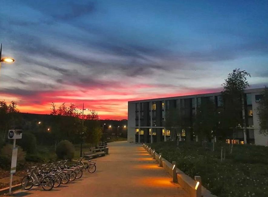 为什么出国留学都选择英国,为什么英国留学的中国人多