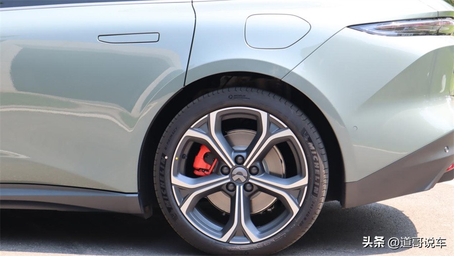 蔚来et5旅行版曝光比三厢版更帅,蔚来et5旅行版深度测评