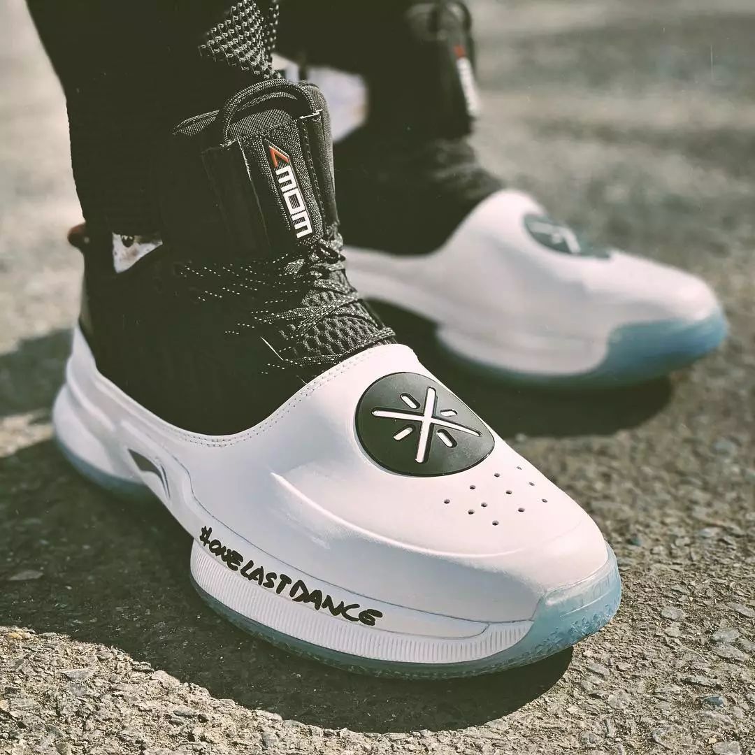 李宁2019新品鞋子,李宁闪击拖鞋测评