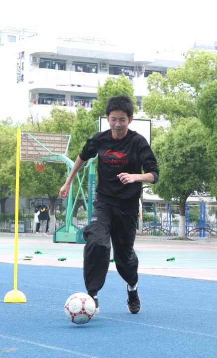 体育创新展示,体育特色课程开发与实施心得体会