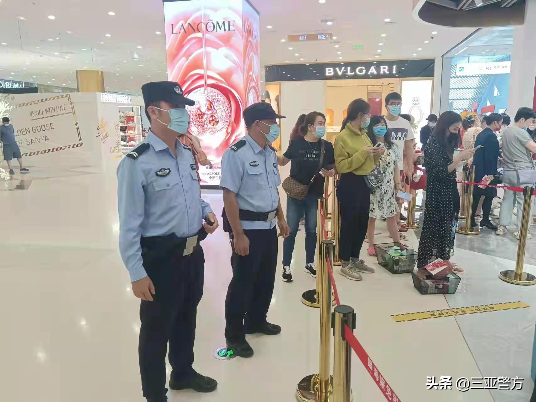 “套代购”*私走**怎么理解?三亚吉阳警方深入宣传有答案