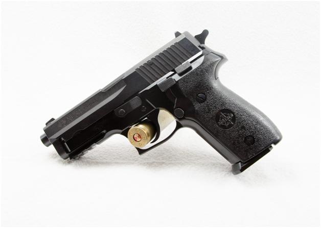 加拿大最新枪械消息,加拿大北部枪械