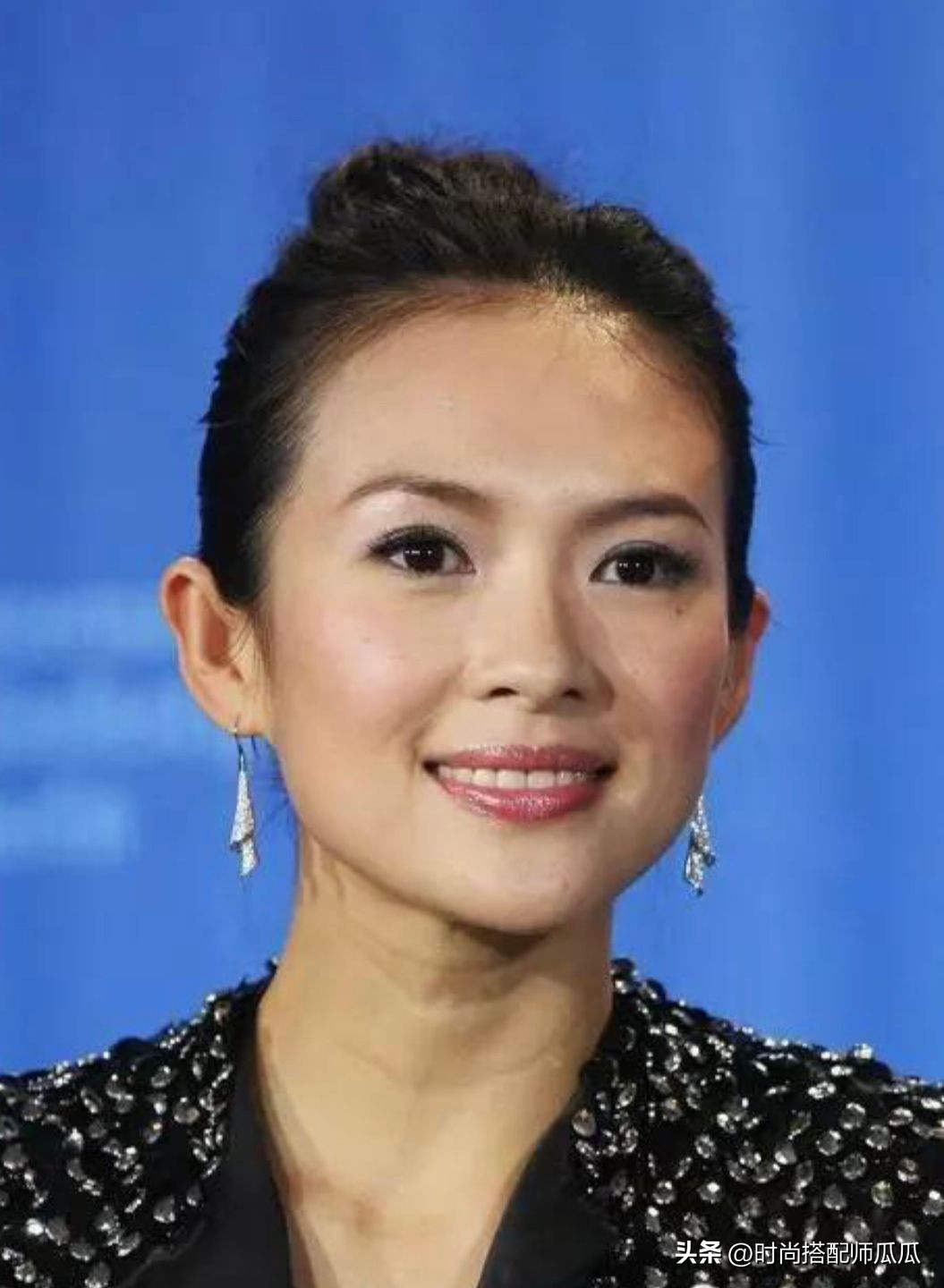 高颧骨的女人为何越来越多,高颧骨长脸女生化妆为什么显老