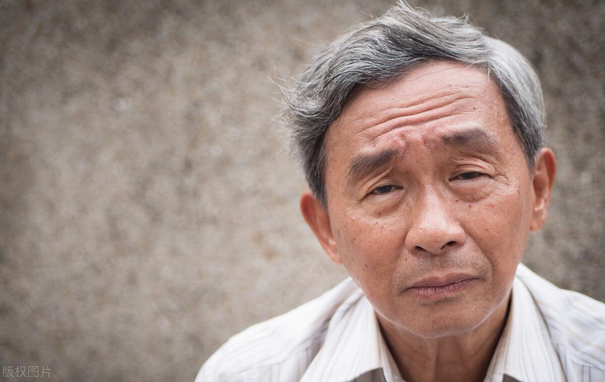 中医扎针治疗偏头痛,夹脊脉冲电针疗法