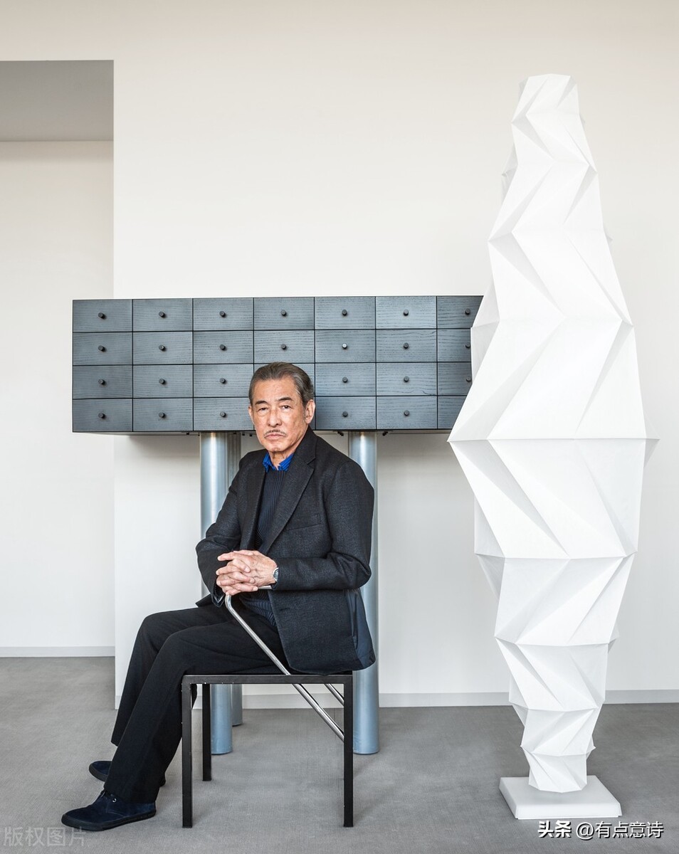 2022年逝去的14位名人,2021年离开的5位名人