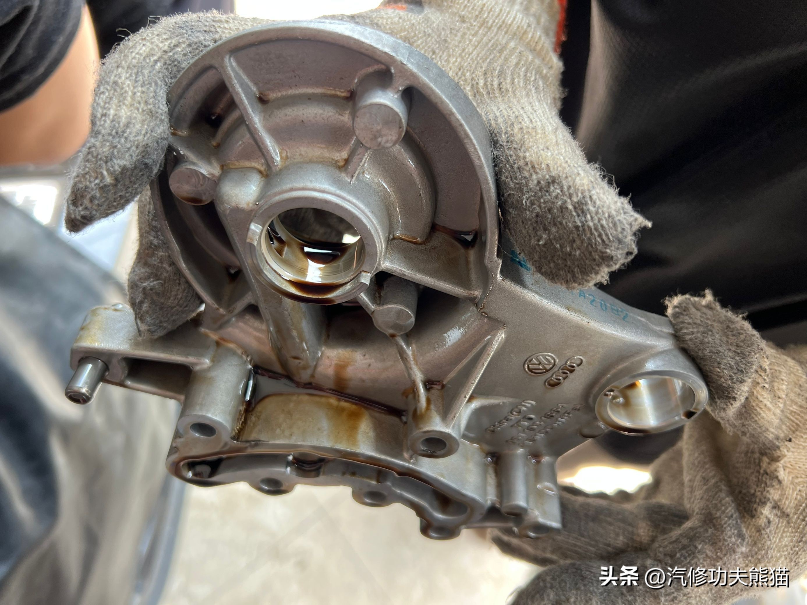 大众途观l2.0t2022保养复位,途观l2017款380tsi四驱豪华版保养