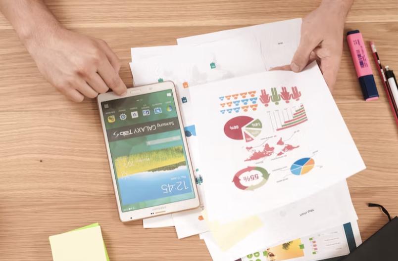 赚钱的事情,自己好好赚钱才是最好的出路