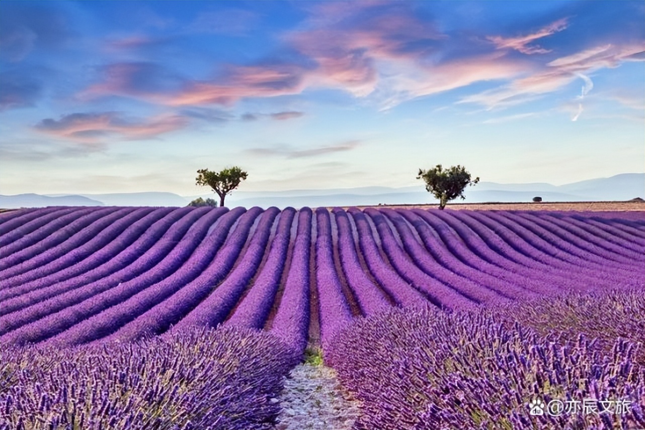 必去的法国旅游胜地,法国十大旅游景点视频