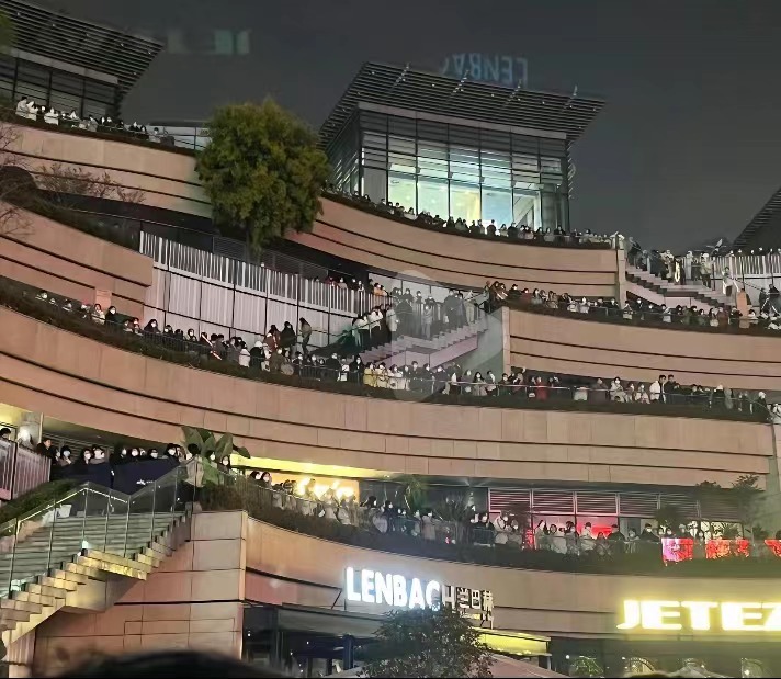 成都万象城有多强大,成都万象城春节拥挤吗