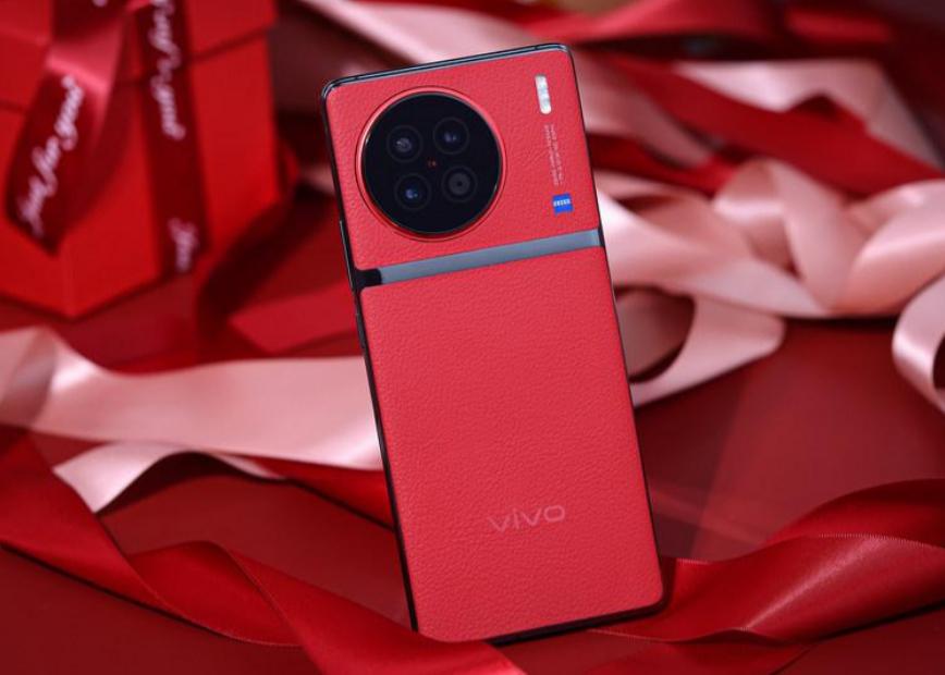 给长辈买手机推荐,给父母买手机推荐用哪款