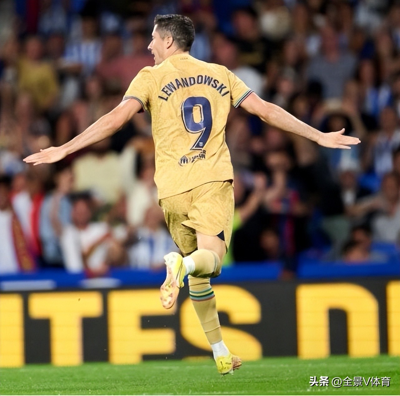 西甲莱万错失空门良机,西甲莱万斯特vs塞维利亚胜负预测