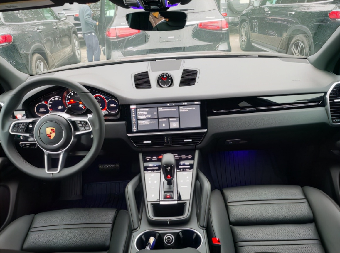 汽车座椅皮老化了能不能更换,汽车座椅真皮坏了是修还是换