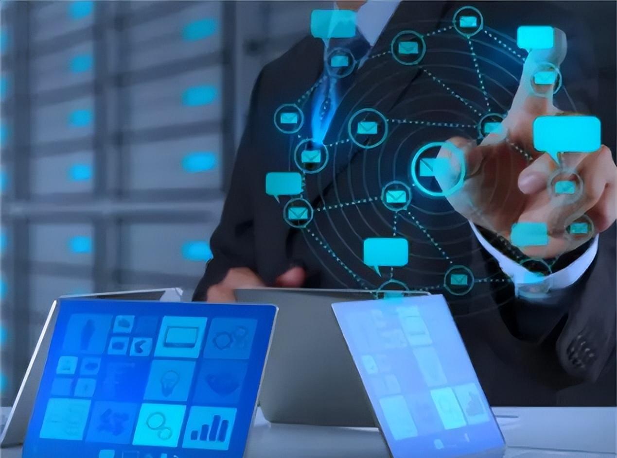 拜登鼓吹中国“经济崩溃”，称已影响各国发展，中方回应堪称一绝