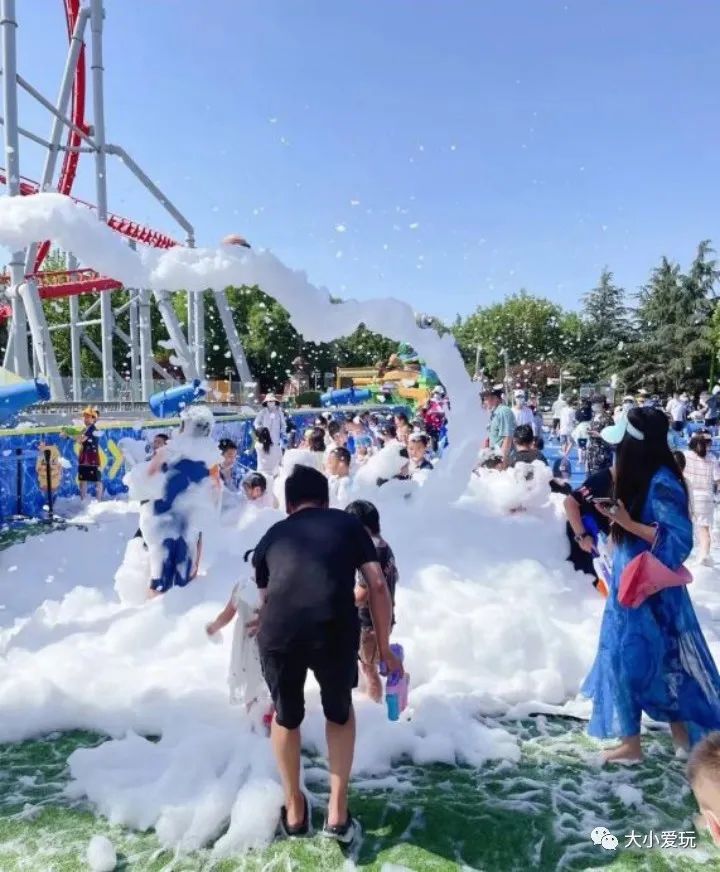 儿童户外游泳戏水乐园,室内冲浪儿童游乐