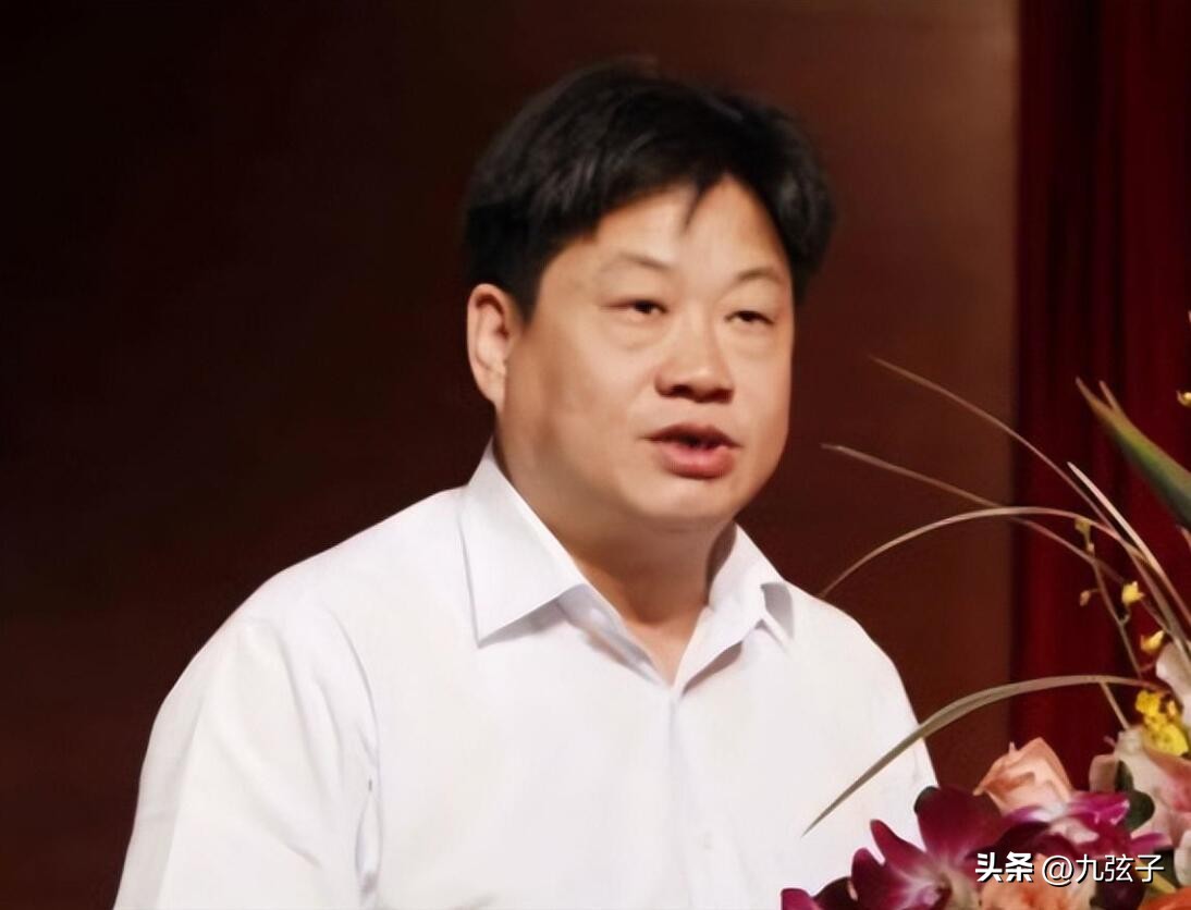 一个“毁”在女人手上的贪官