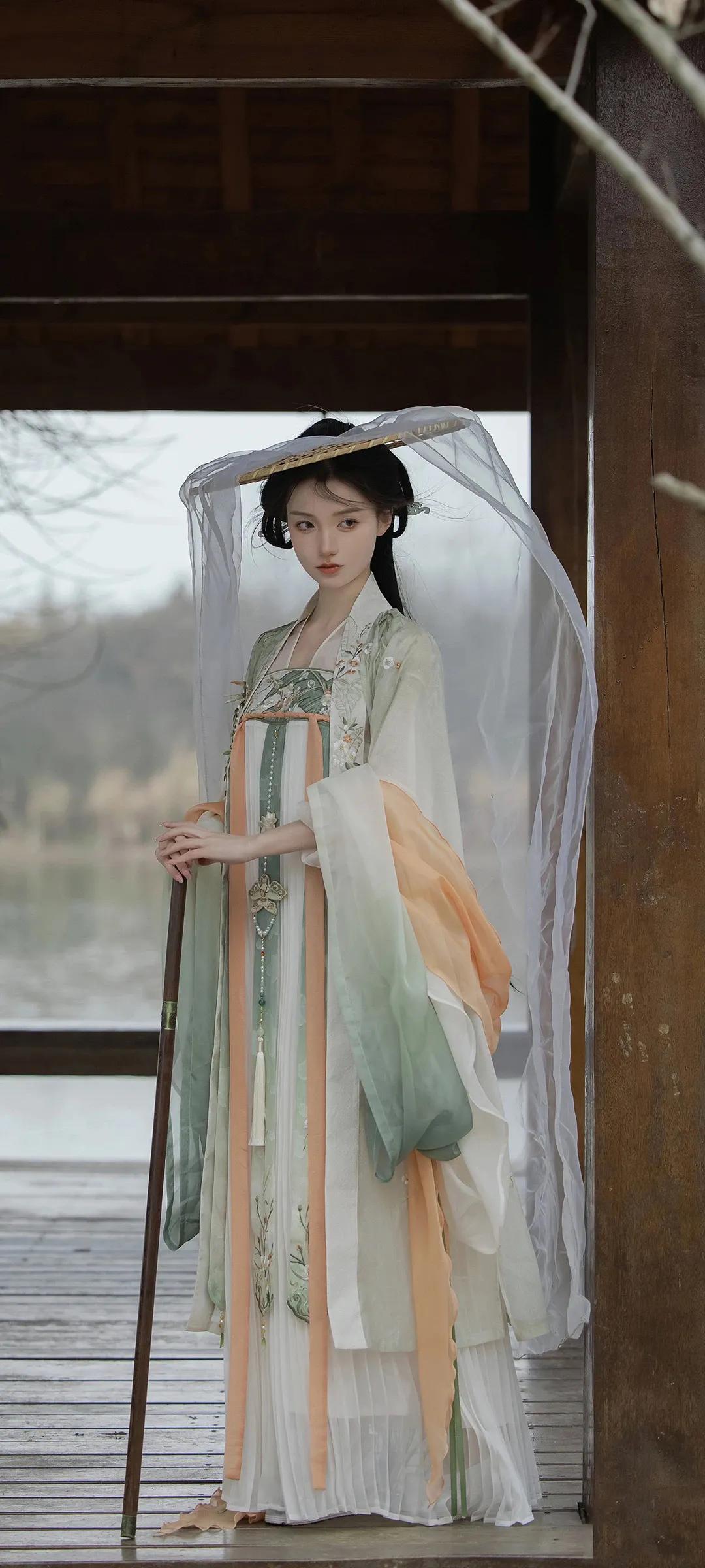 蓝红色美女全屏壁纸,二次元美女壁纸全屏