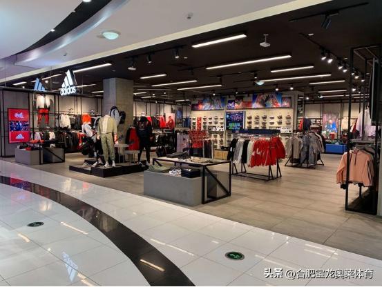 耐克阿迪达斯折扣店加盟：实体店怎么招揽顾客？