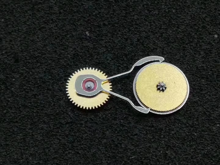 机械表戴久了的常见维修问题,机械表走时不准如何修理