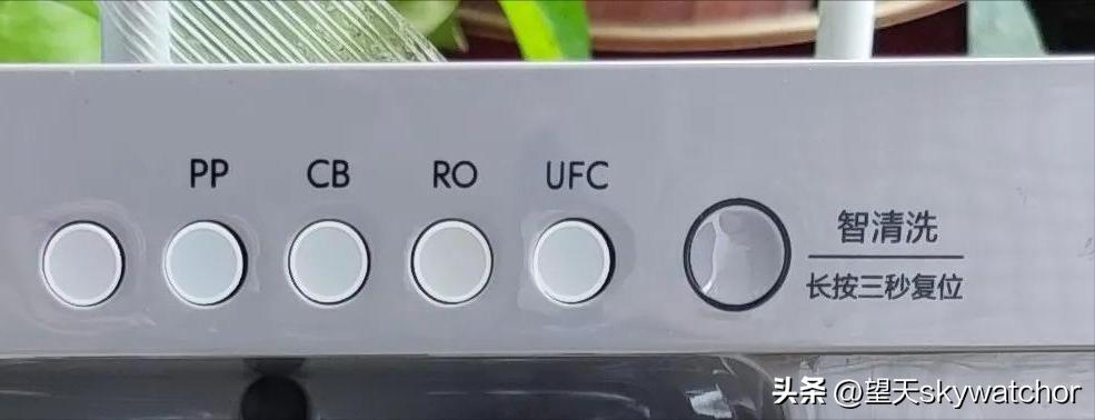 净水器mrc1695a-75g怎么安装 (mrc1695a-75g净水器滤芯更换)