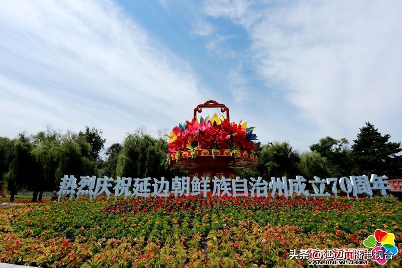 延吉建州,延吉大桥迎州庆70周年灯光